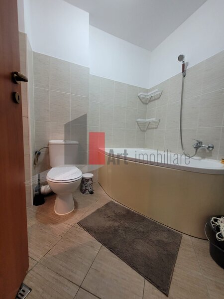 Bucurestii Noi, Jiului, apartament cu doua camere de inchiriat, cu centrala.